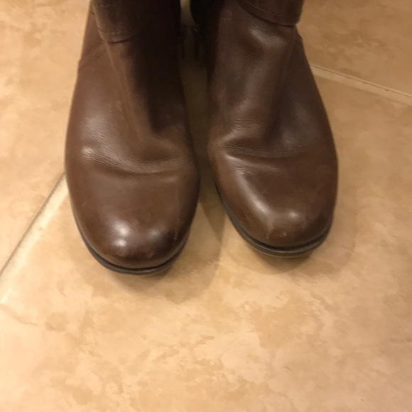 Boots - Picture 3 of 3